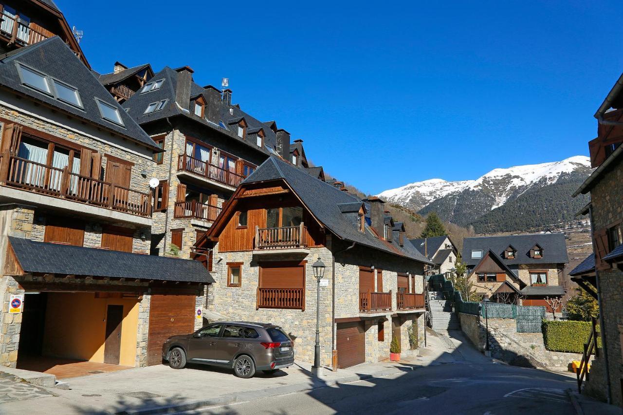 Apartamento La Santeta De Aran Vielha Exterior foto